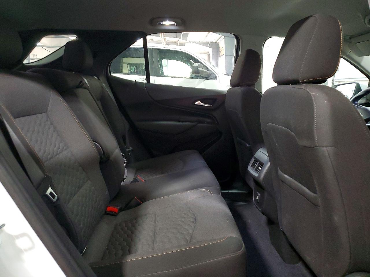 2021 CHEVROLET EQUINOX LT photo 11