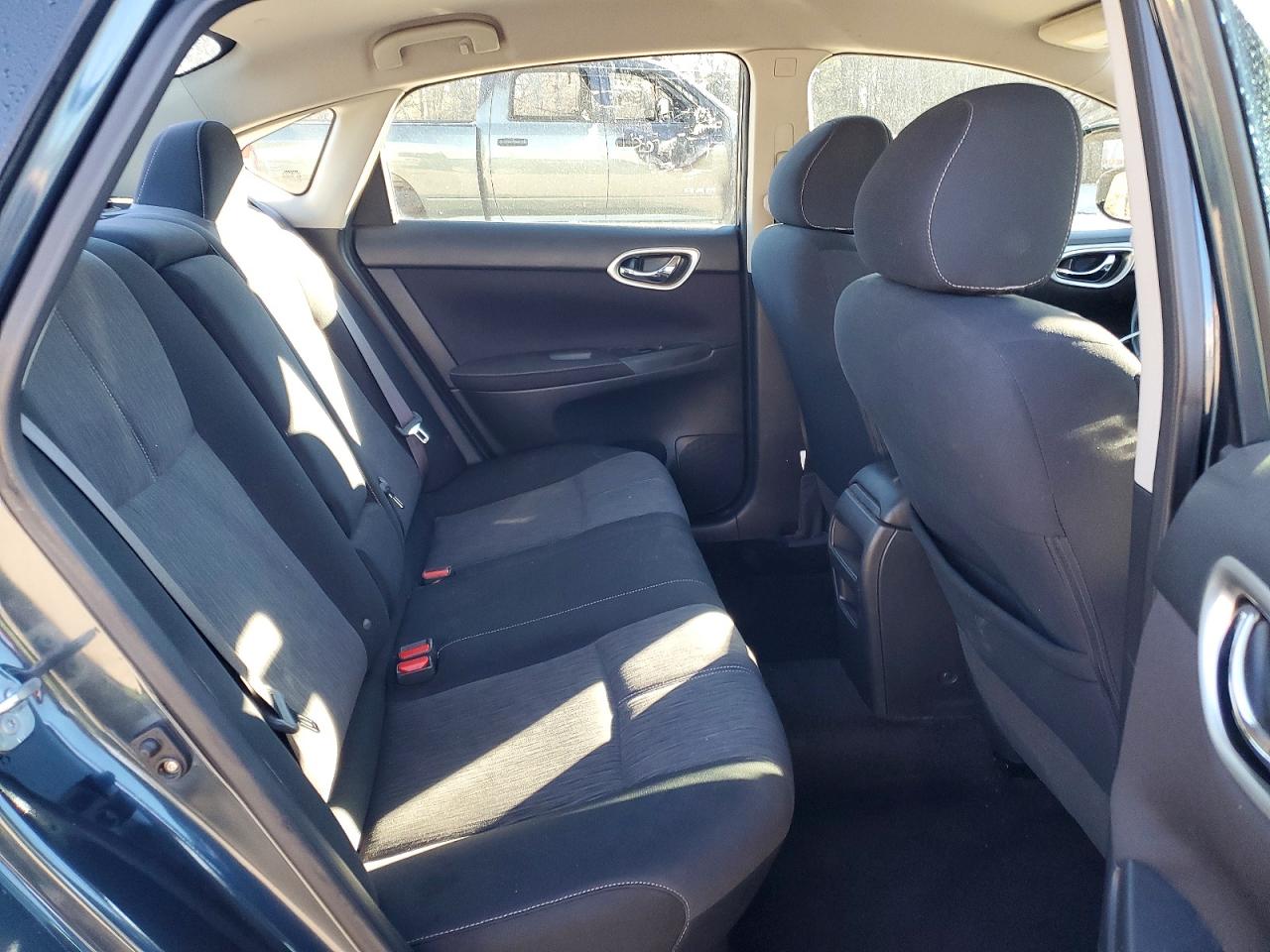 2014 NISSAN SENTRA S photo 10