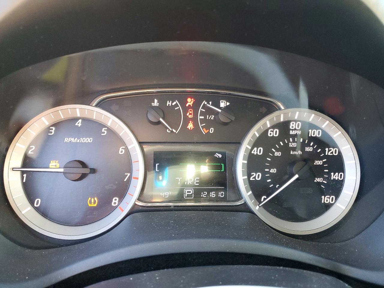 2014 NISSAN SENTRA S photo 9