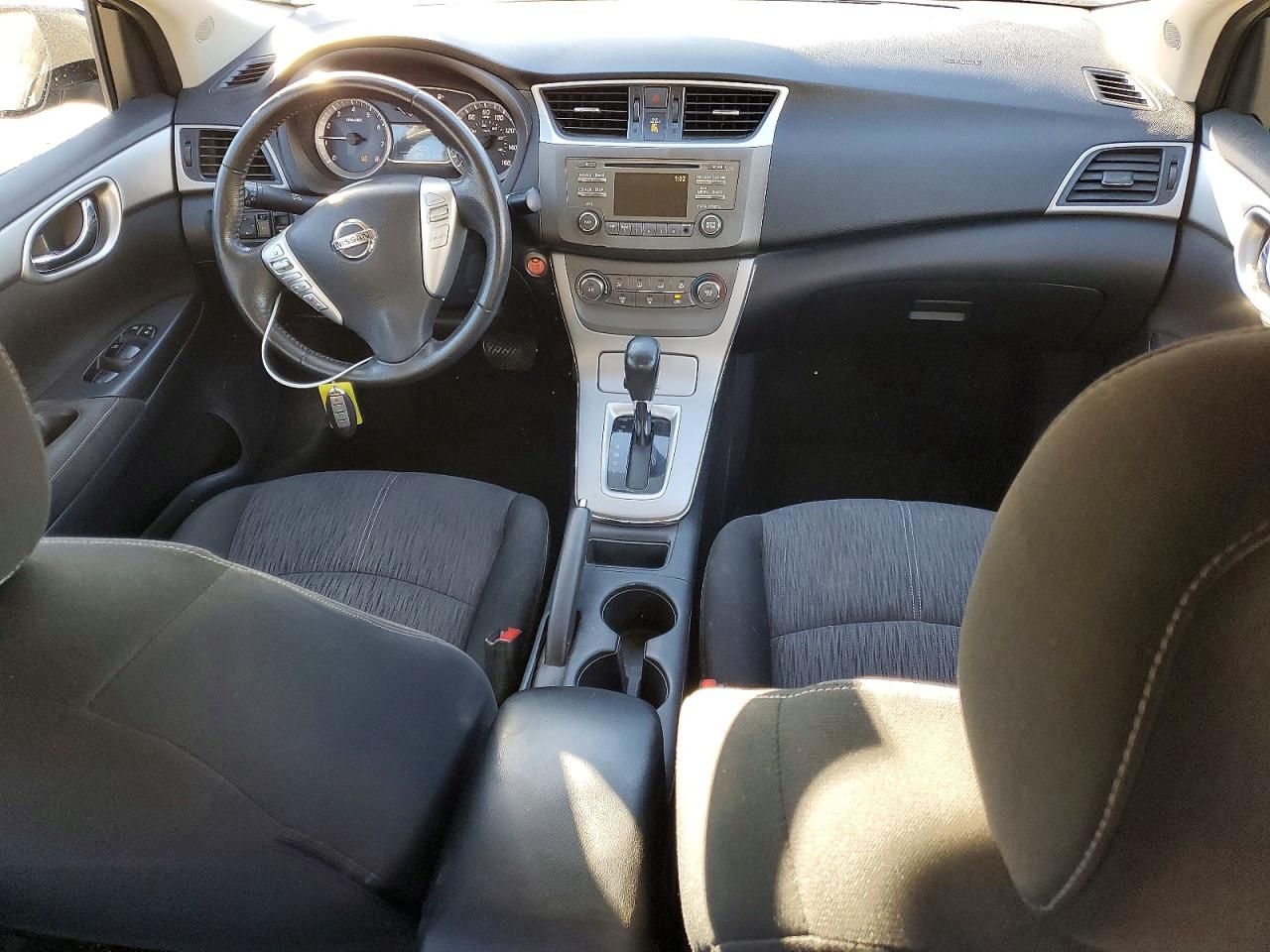 2014 NISSAN SENTRA S photo 8
