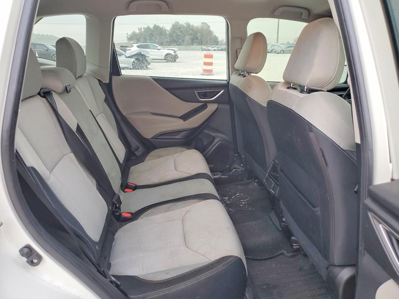 2021 SUBARU FORESTER photo 11