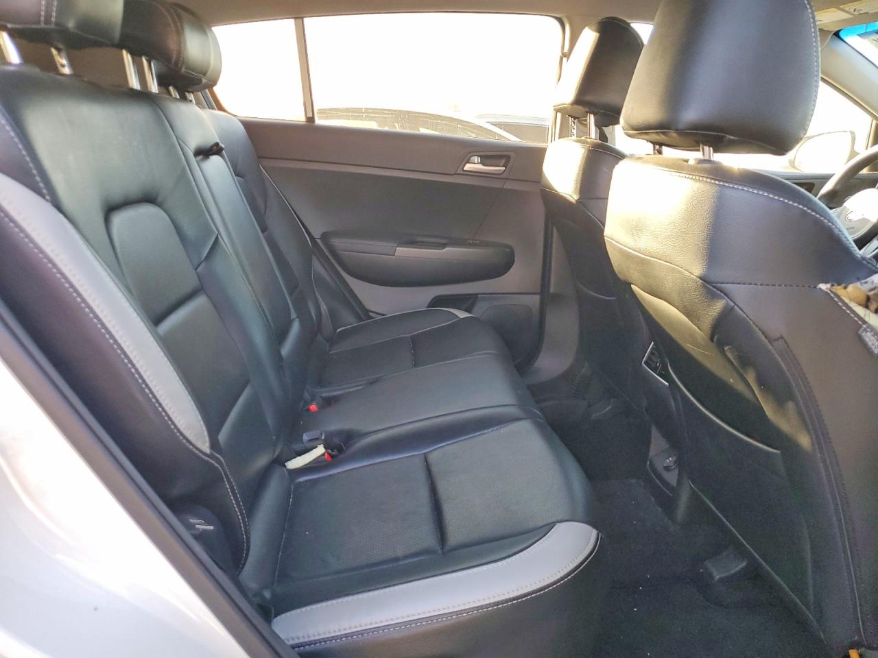 2020 KIA SPORTAGE LX photo 11