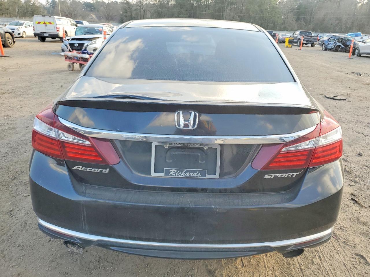 2017 HONDA ACCORD SPORT photo 6