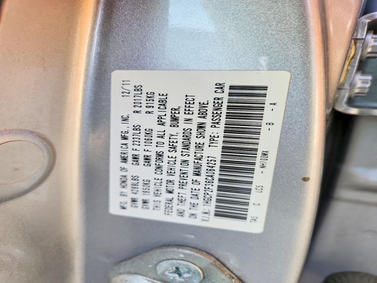 2012 HONDA ACCORD LX photo 13