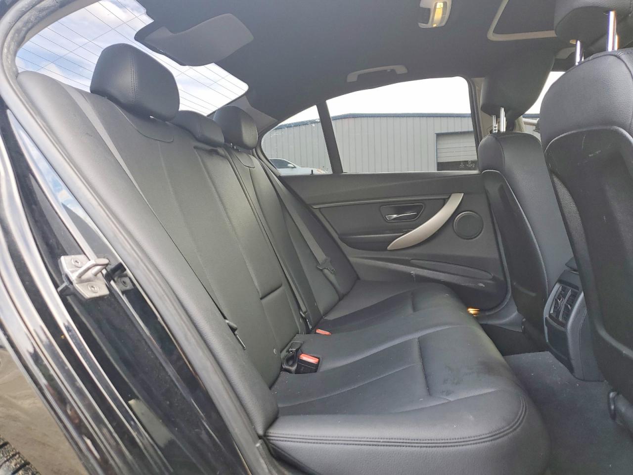 2016 BMW 320 I photo 10