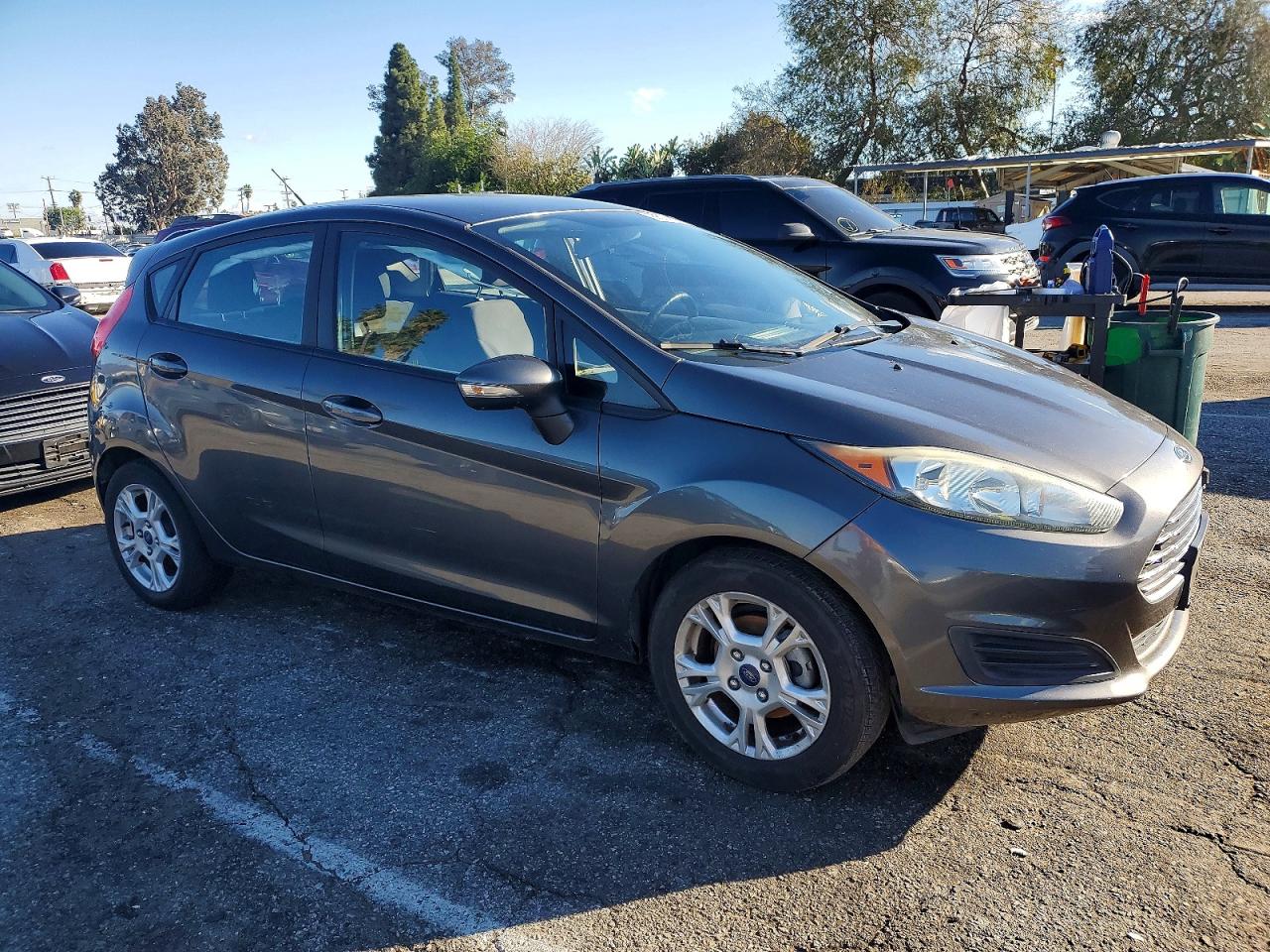 2016 FORD FIESTA SE photo 4