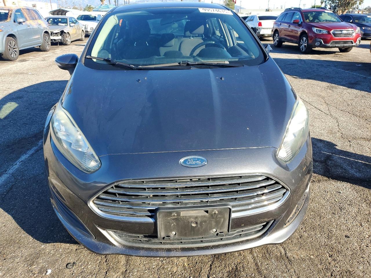 2016 FORD FIESTA SE photo 5