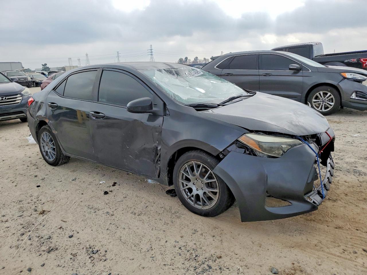 2017 TOYOTA COROLLA L photo 4