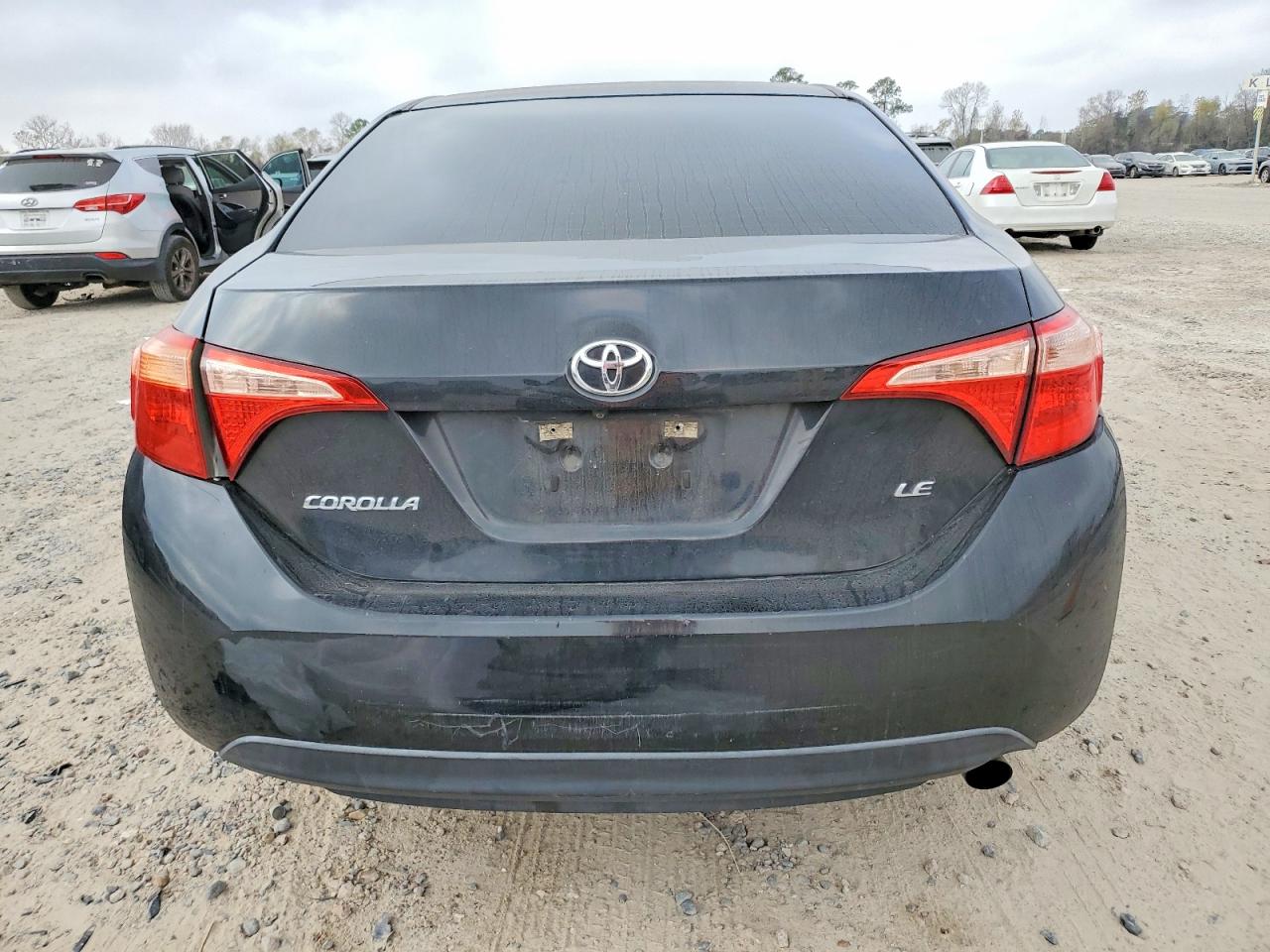 2017 TOYOTA COROLLA L photo 6