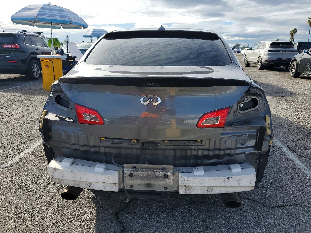 2013 INFINITI G37 photo 6
