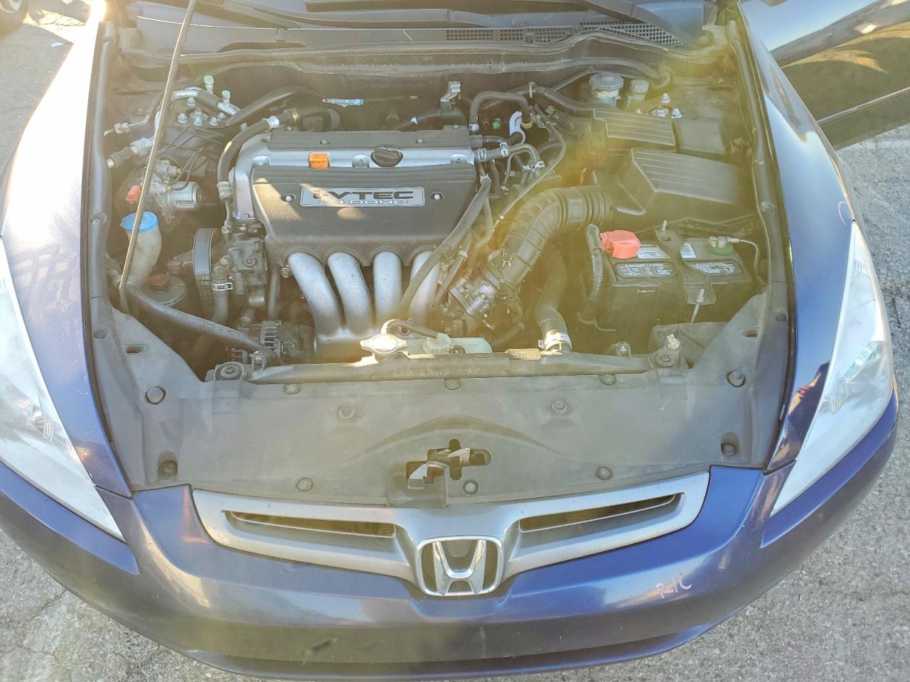 2003 HONDA ACCORD DX photo 11