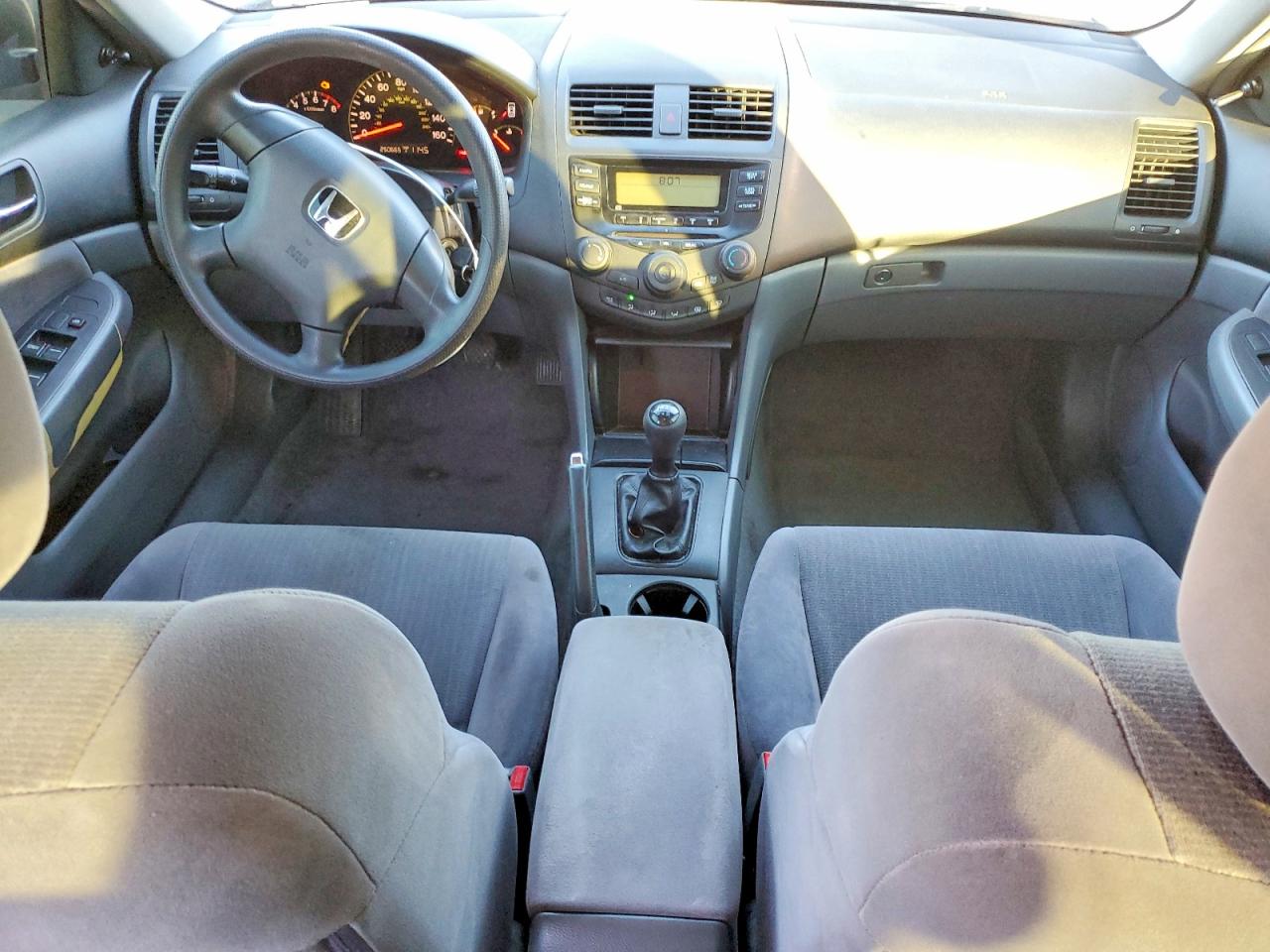 2003 HONDA ACCORD DX photo 8