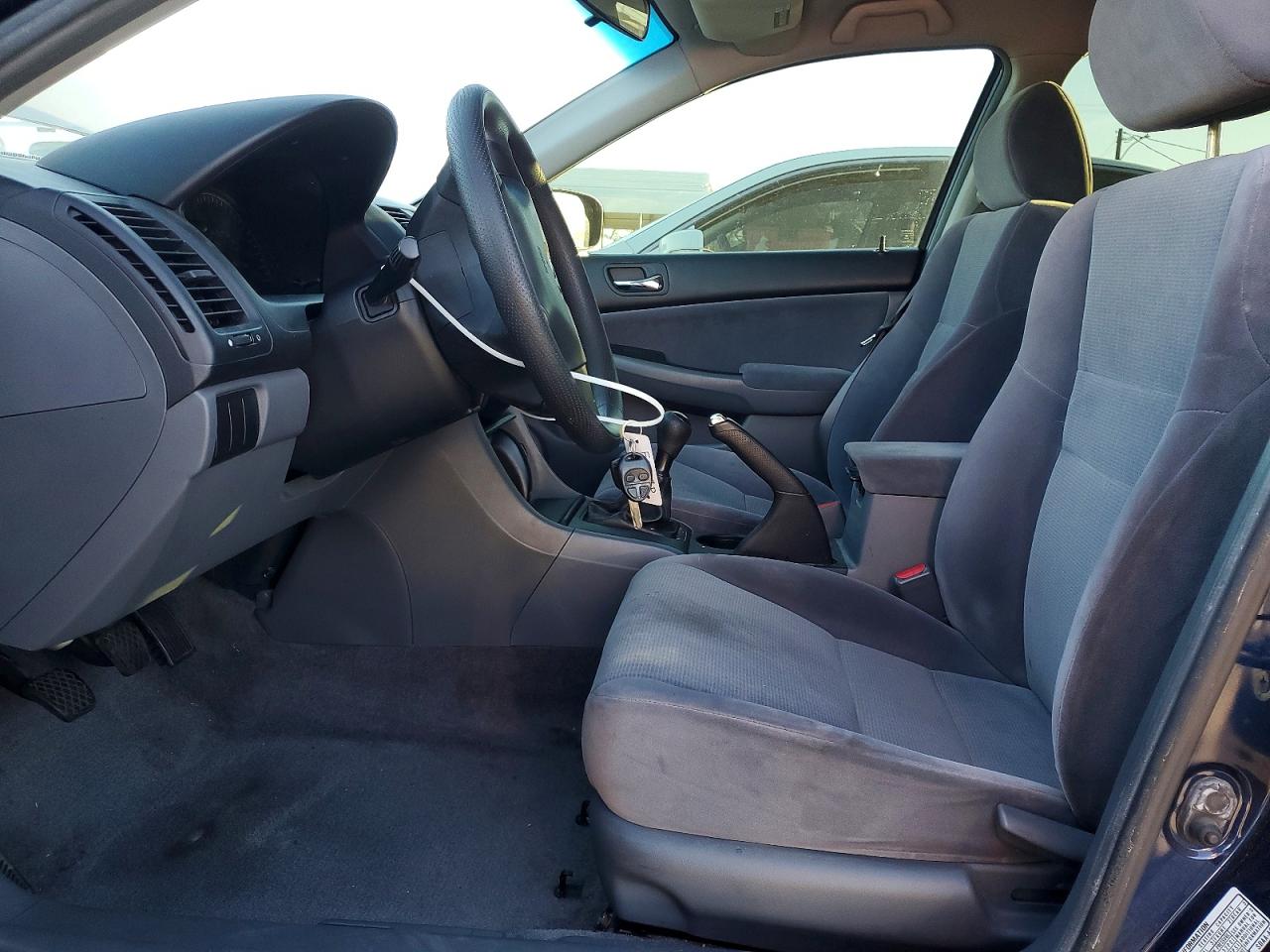 2003 HONDA ACCORD DX photo 7