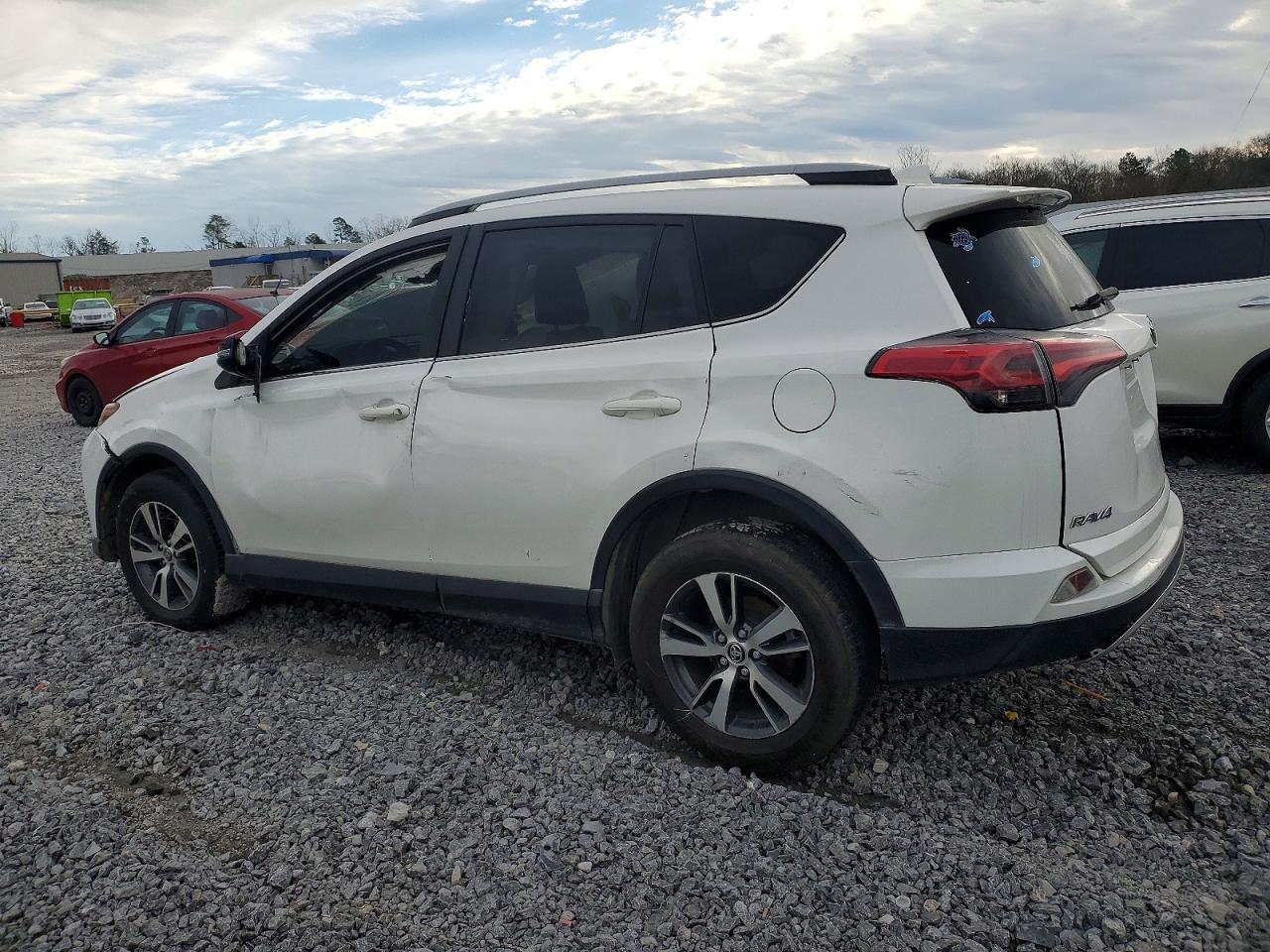 2018 TOYOTA RAV4 ADVENTURE photo 2