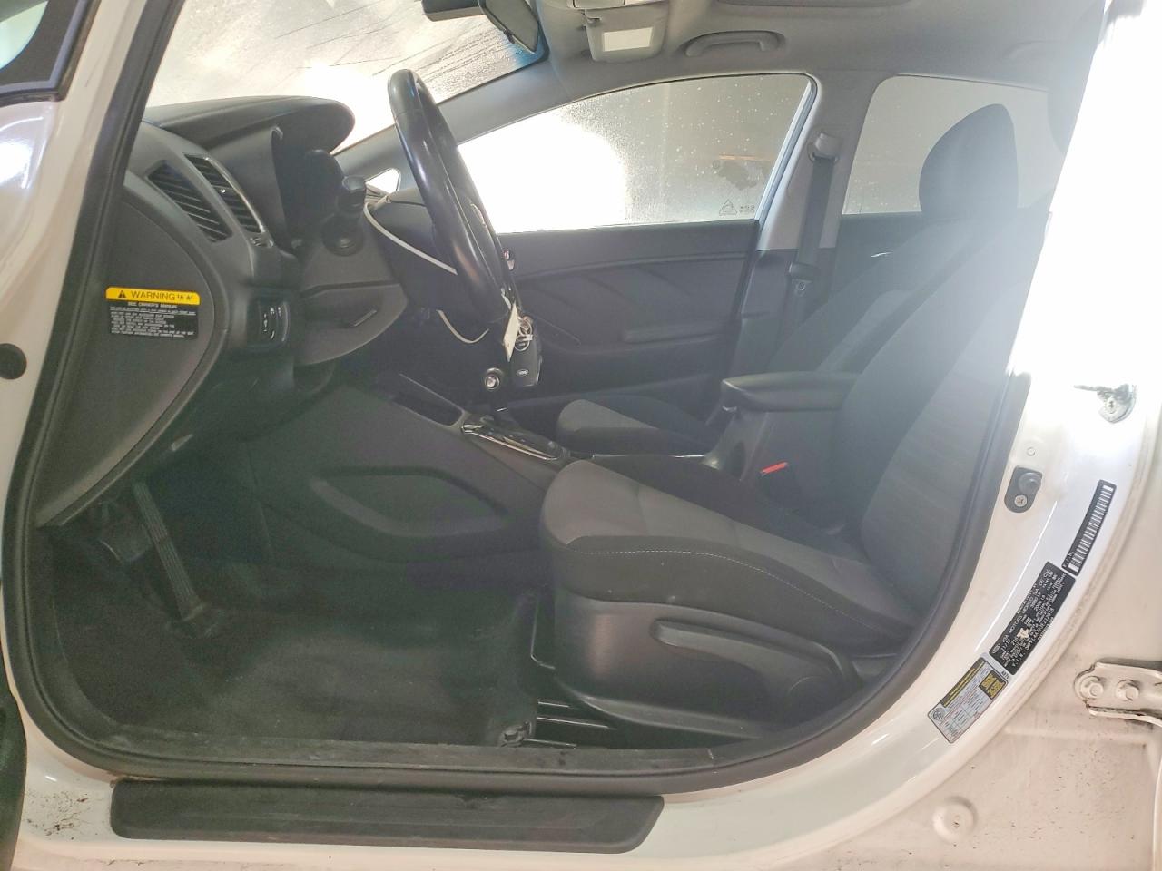 2018 KIA FORTE LX photo 7