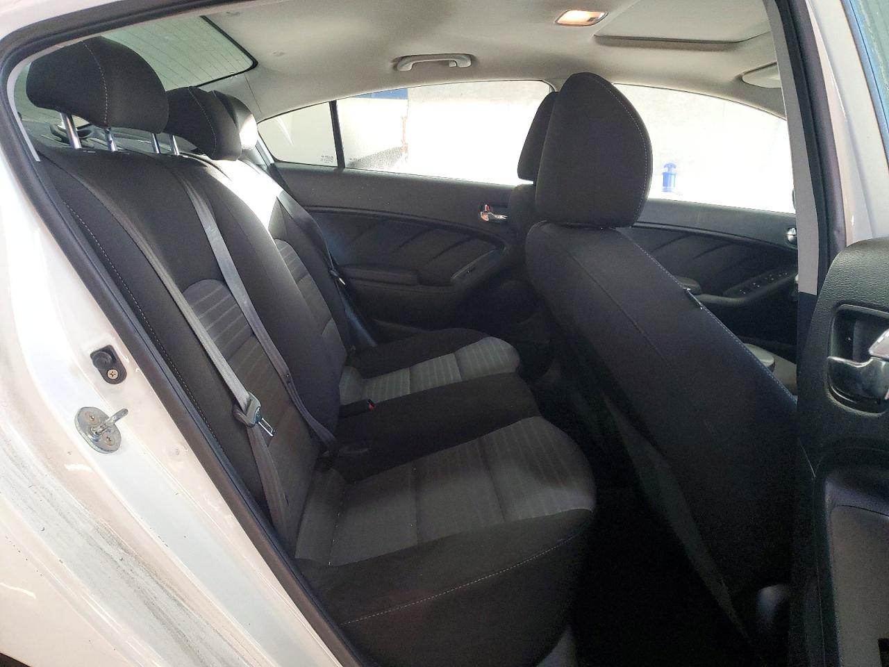 2018 KIA FORTE LX photo 10