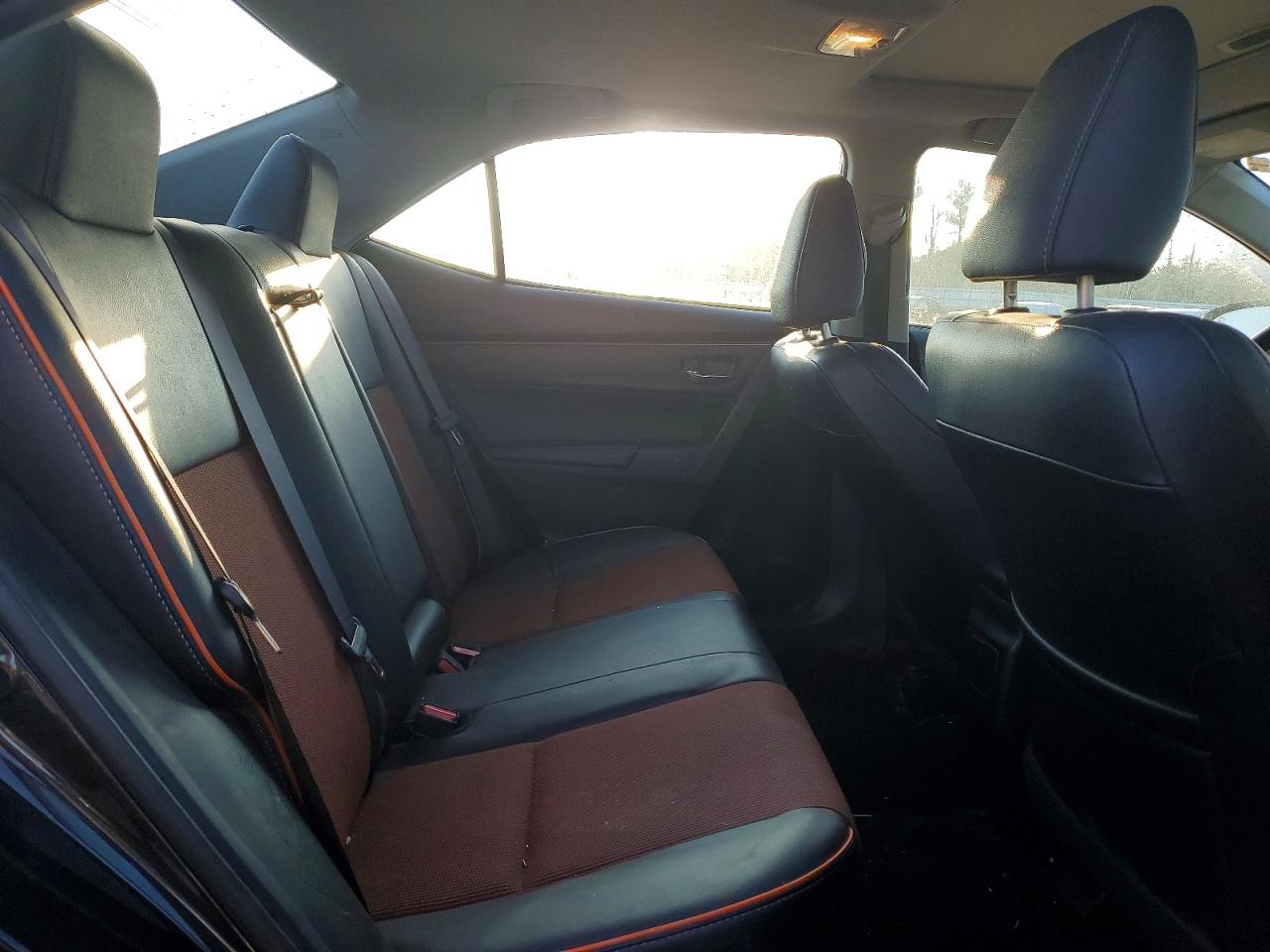 2017 TOYOTA COROLLA L photo 10