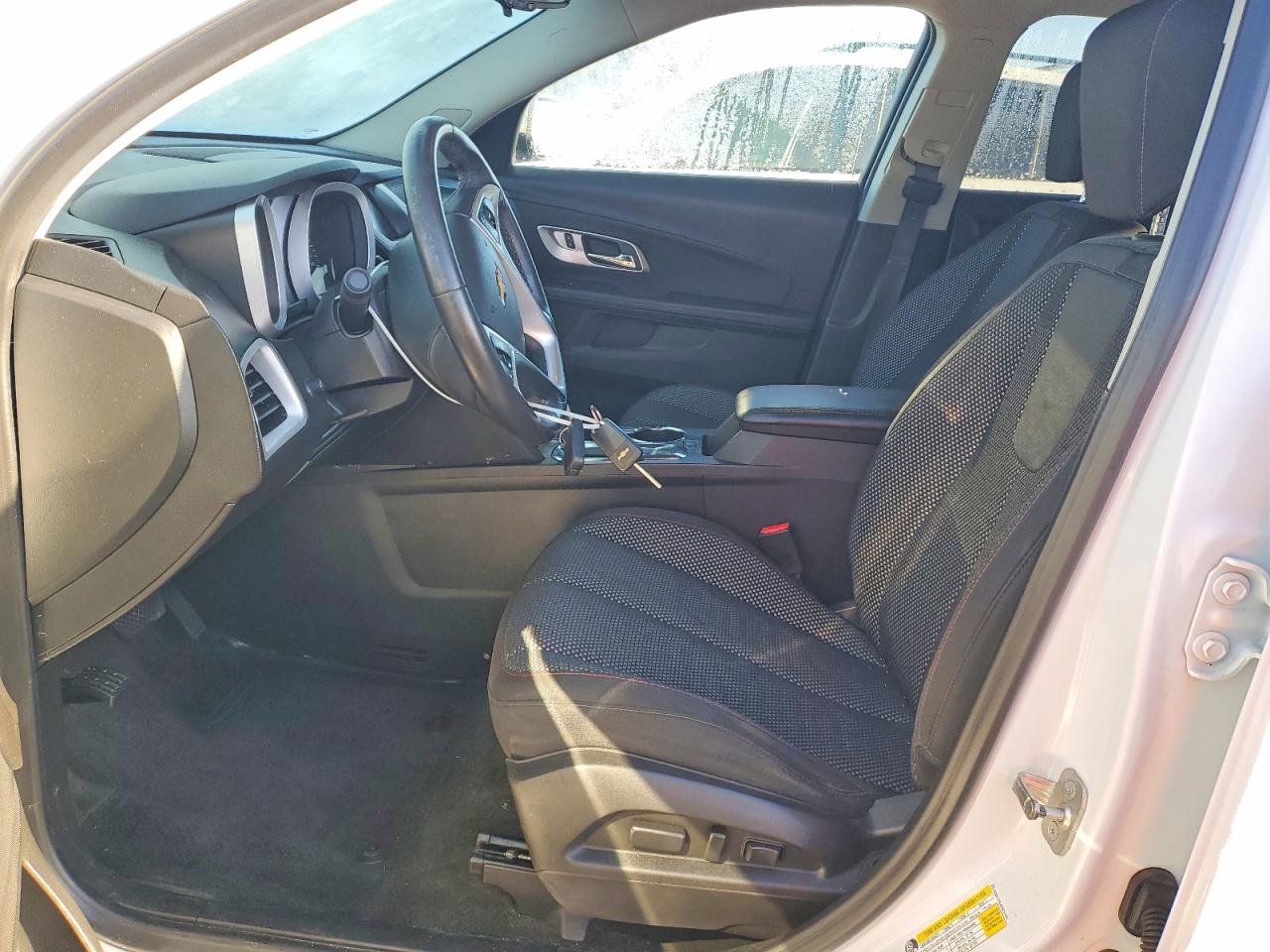 2017 CHEVROLET EQUINOX LT photo 7