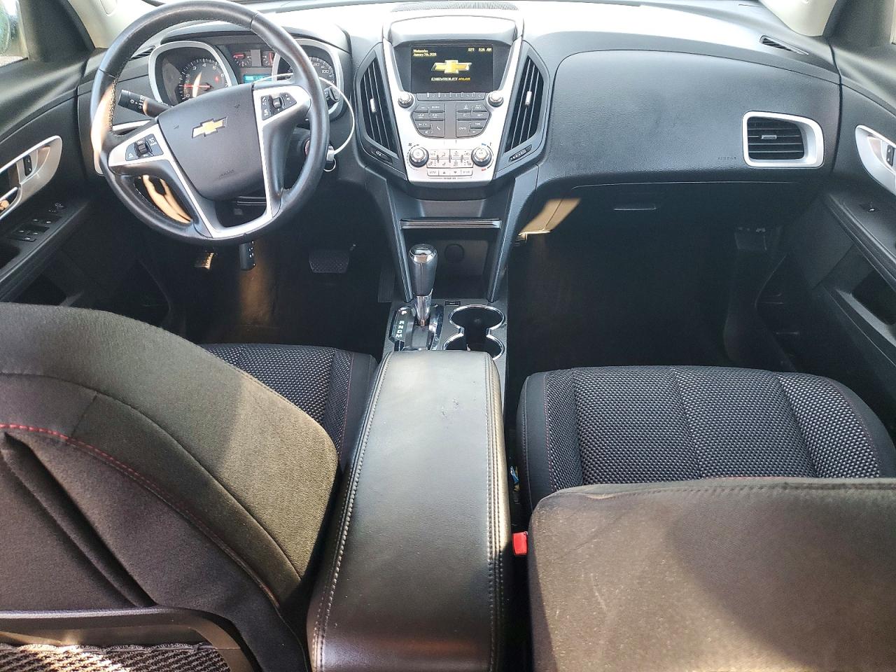 2017 CHEVROLET EQUINOX LT photo 8