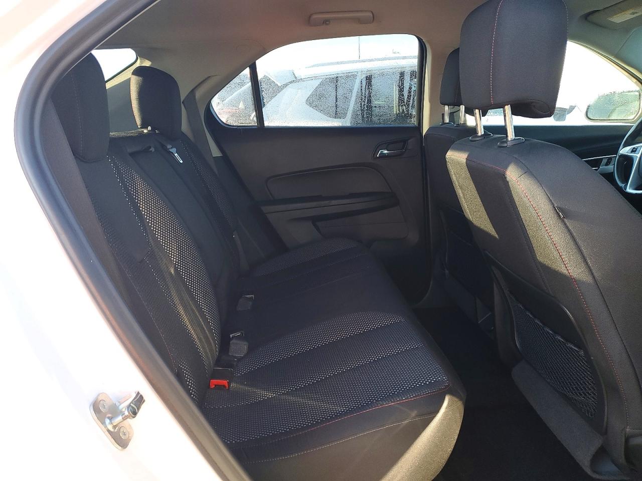 2017 CHEVROLET EQUINOX LT photo 11