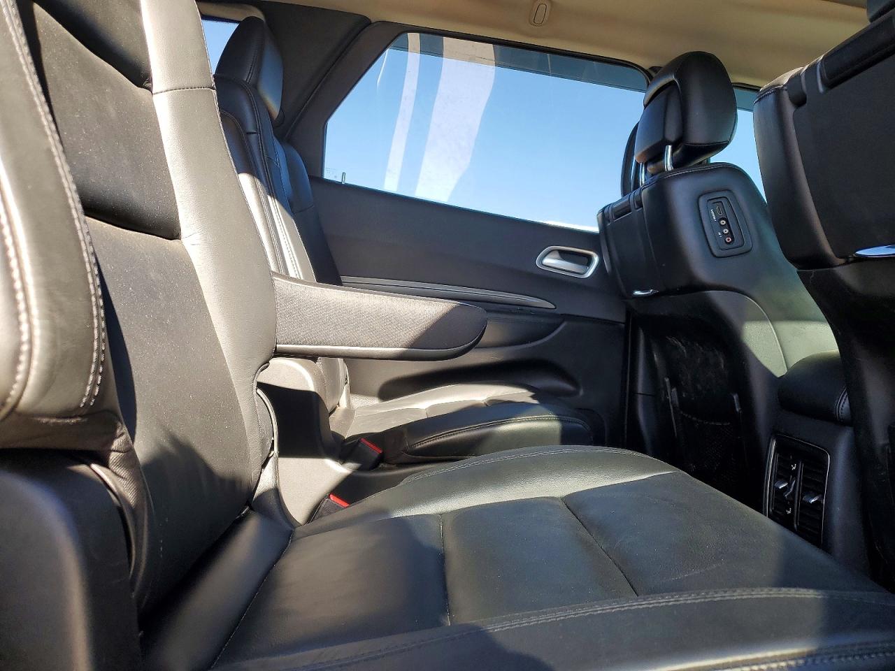 2019 DODGE DURANGO CITADEL photo 11