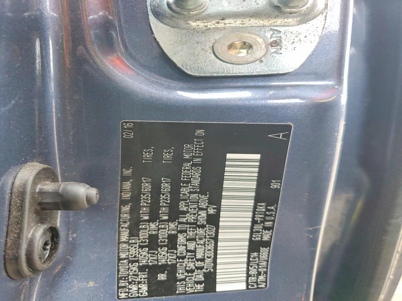 2016 TOYOTA SIENNA XLE photo 13