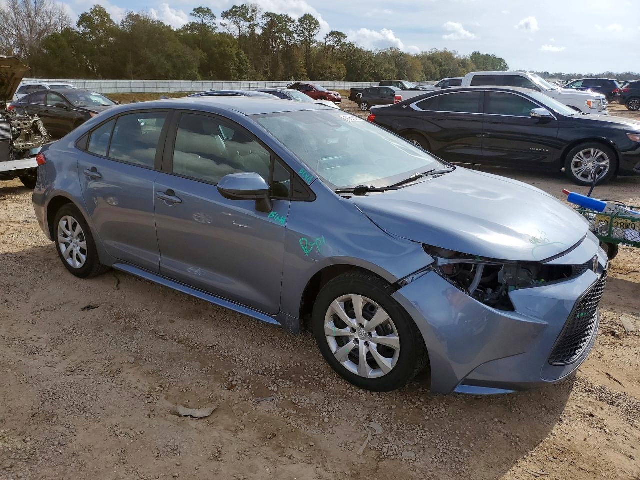 2021 TOYOTA COROLLA LE photo 4