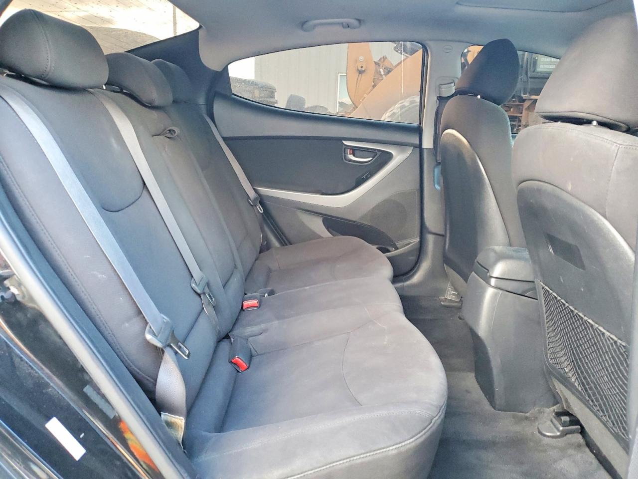 2016 HYUNDAI ELANTRA SE photo 10