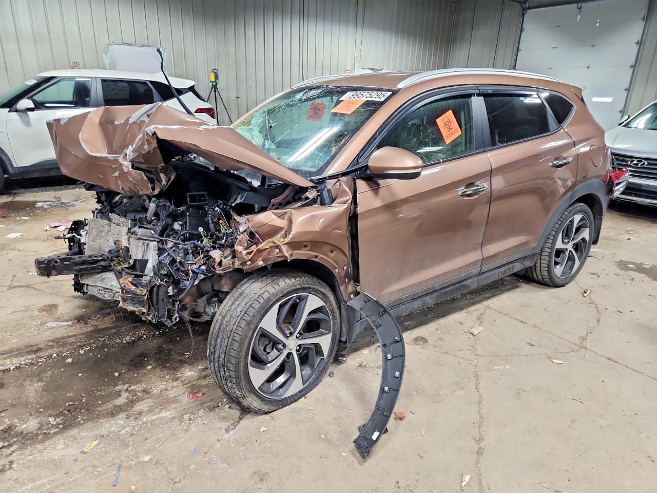 2016 HYUNDAI TUCSON
