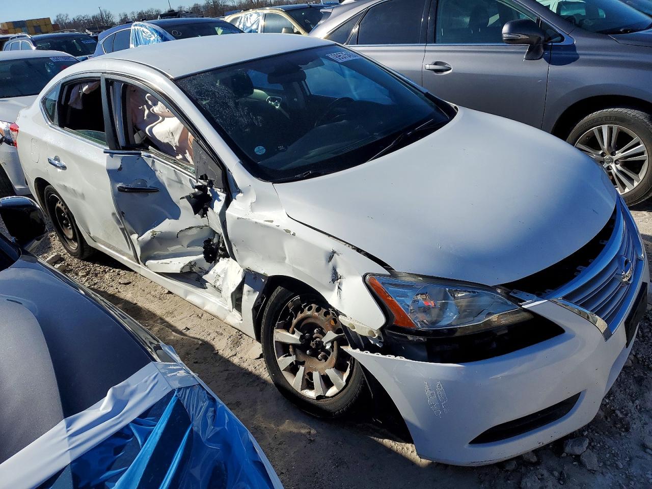2015 NISSAN SENTRA S photo 4