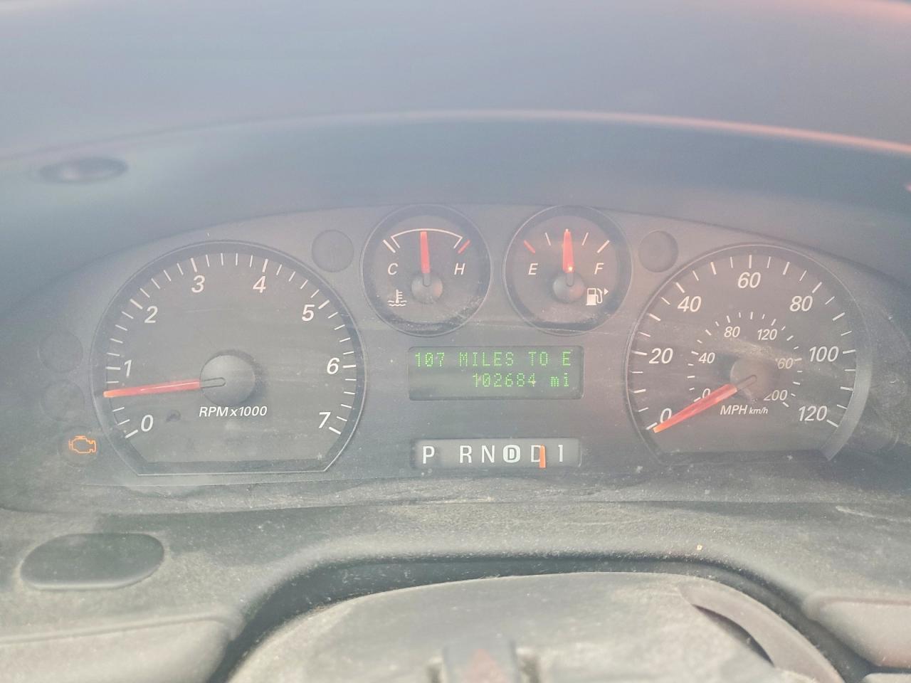 2005 FORD TAURUS SE photo 9