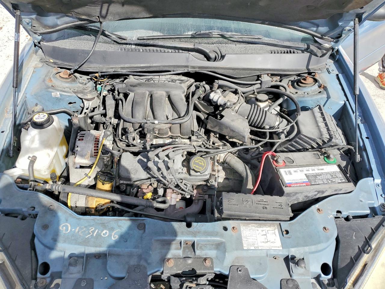 2005 FORD TAURUS SE photo 11