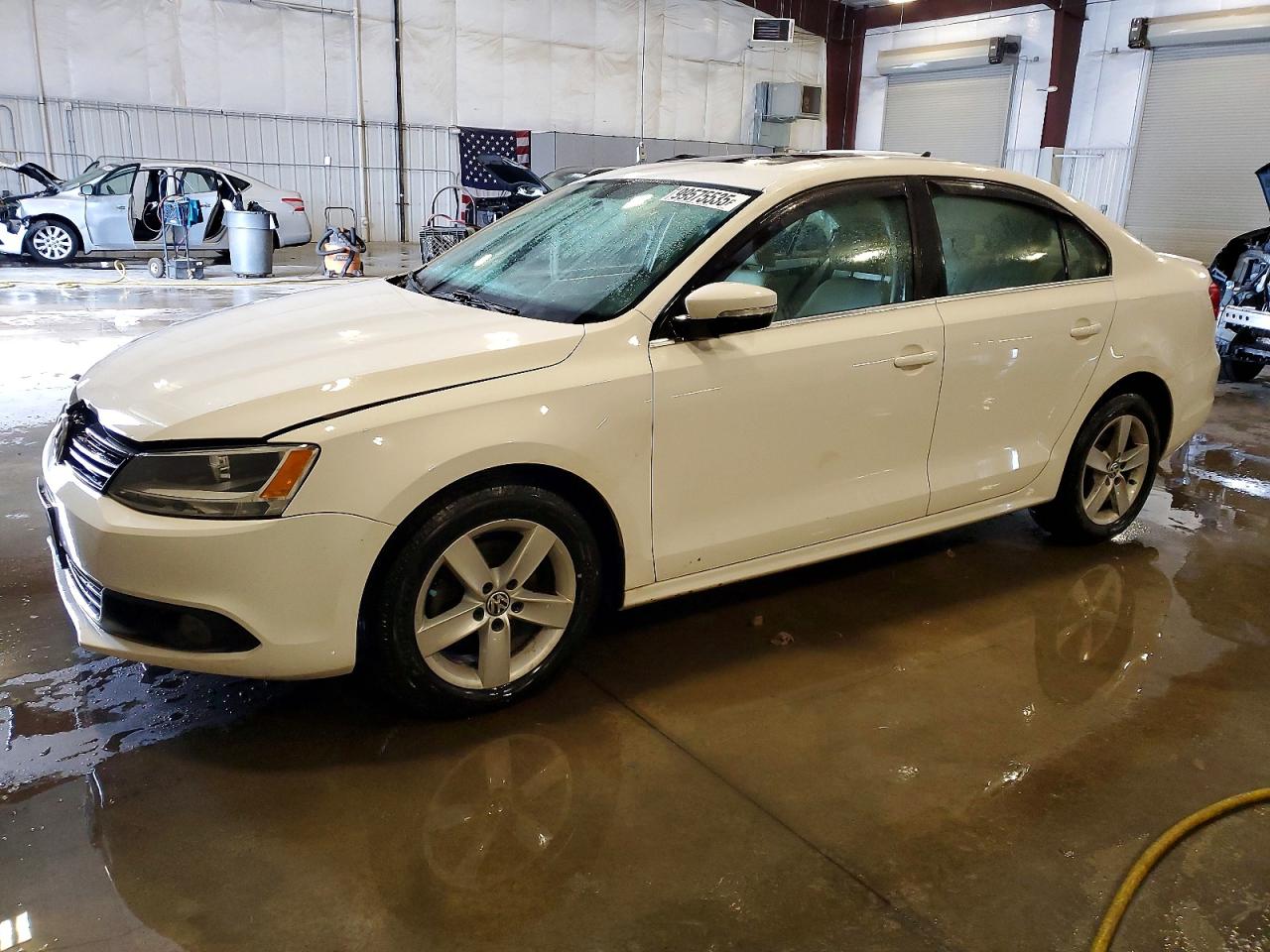 2011 VOLKSWAGEN JETTA