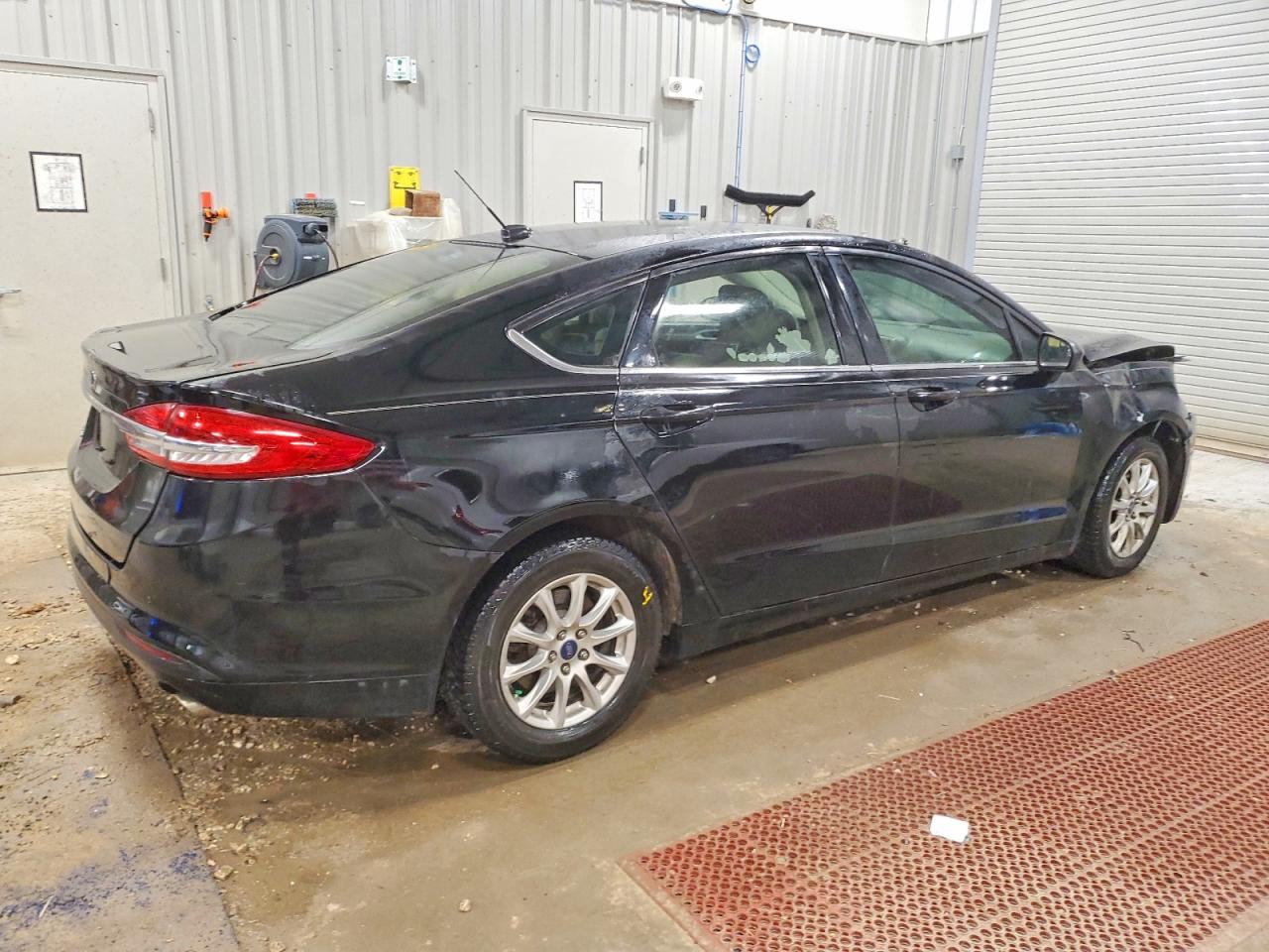2018 FORD FUSION S photo 3