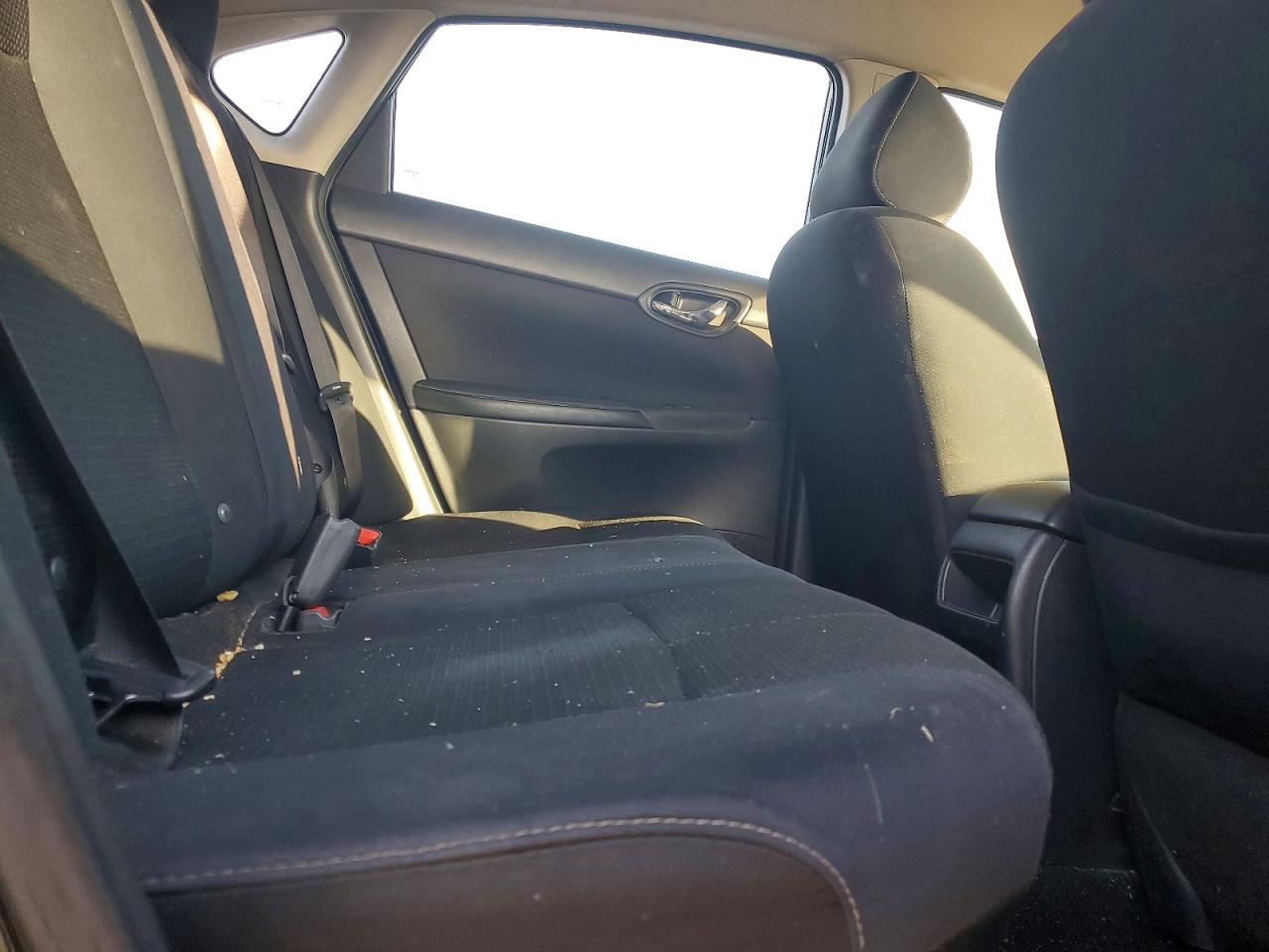 2018 NISSAN SENTRA S photo 10