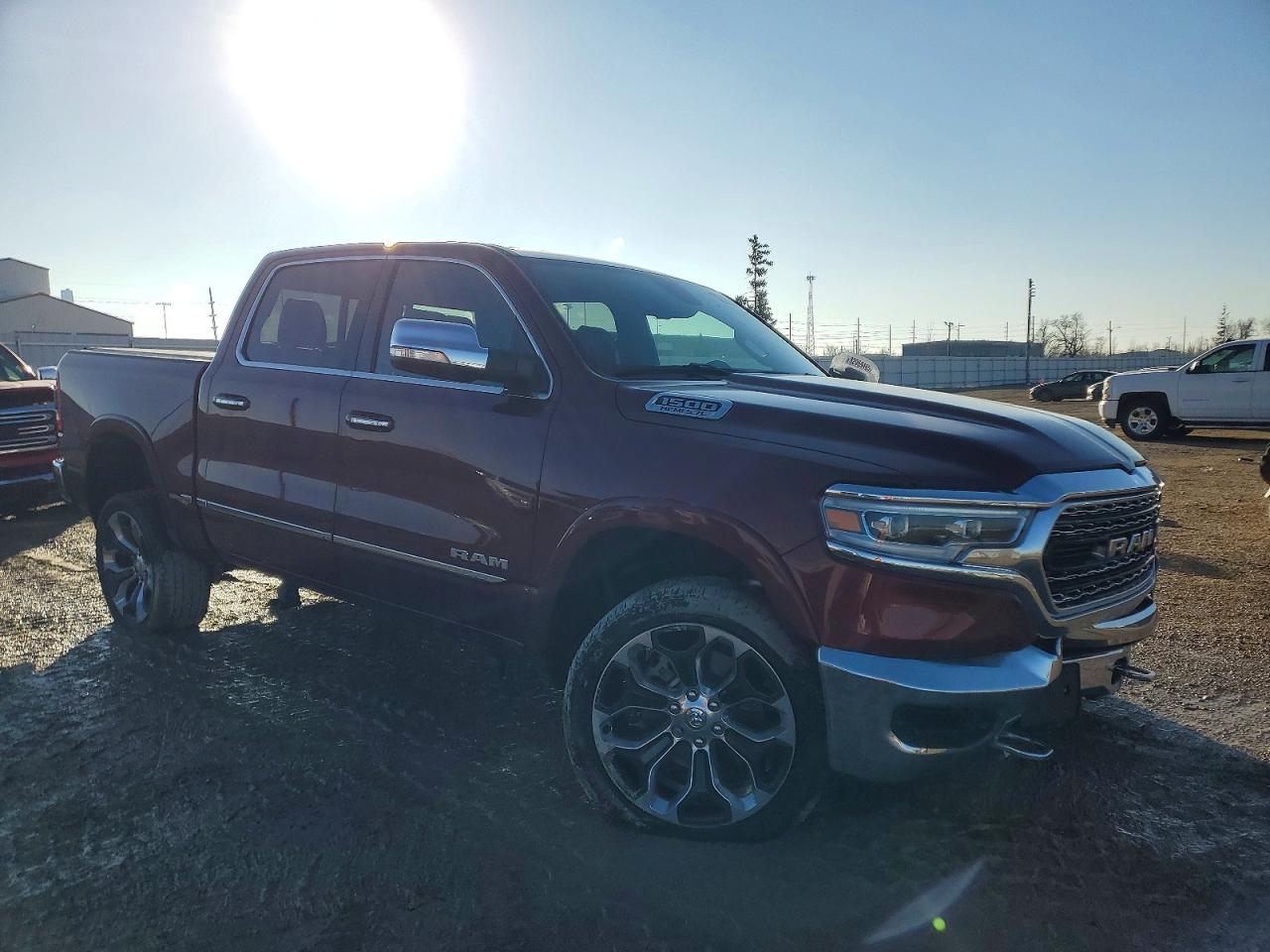 2019 RAM 1500 LIMITED photo 4