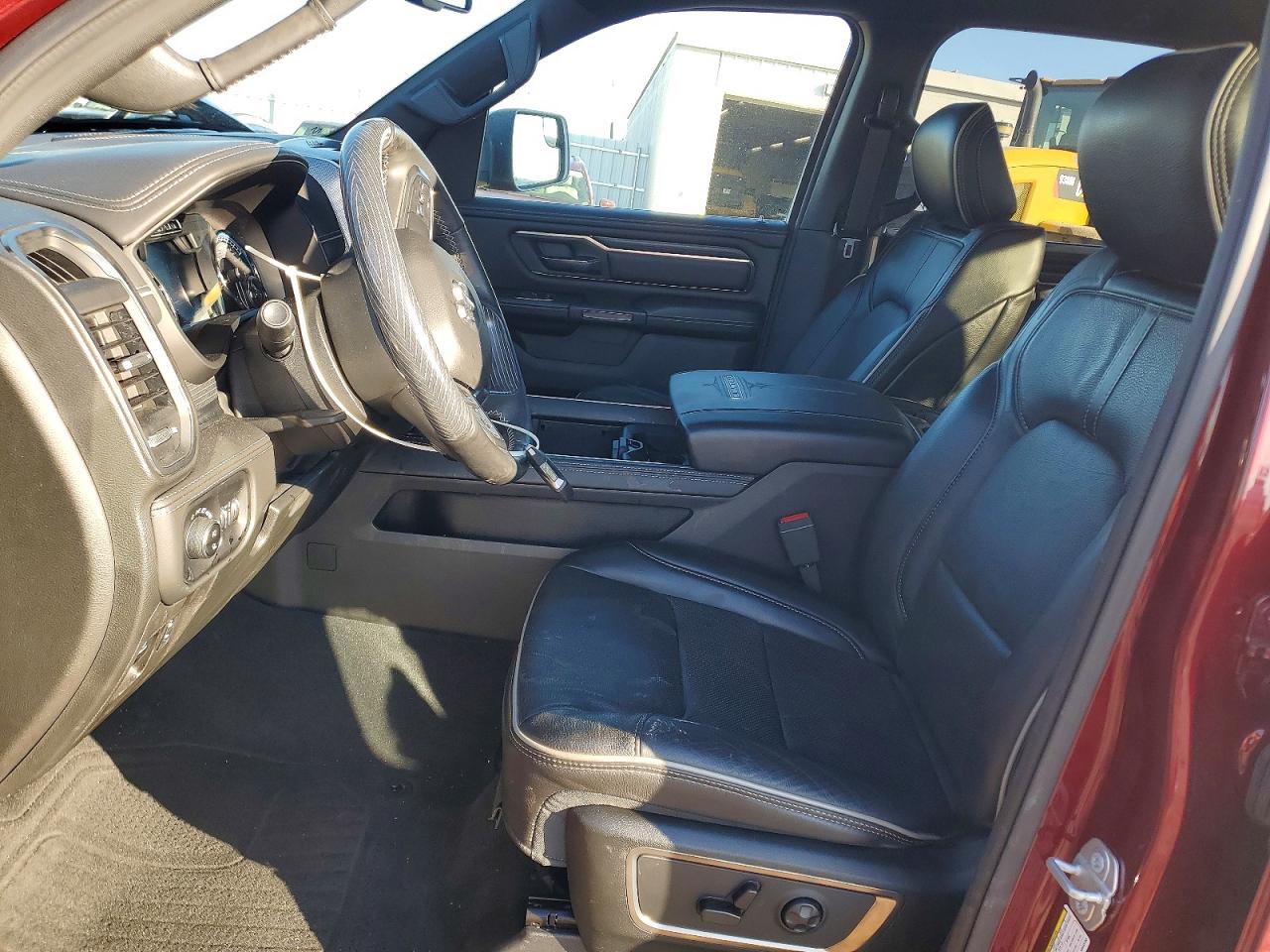 2019 RAM 1500 LIMITED photo 7