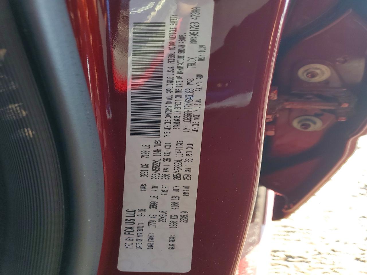 2019 RAM 1500 LIMITED photo 12