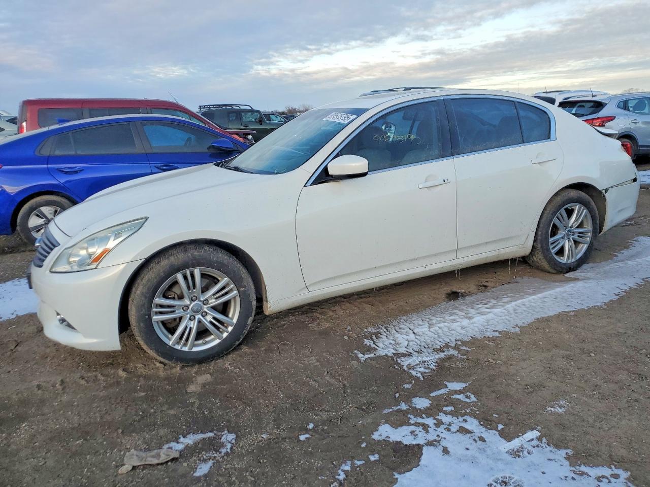 2012 INFINITI G37
