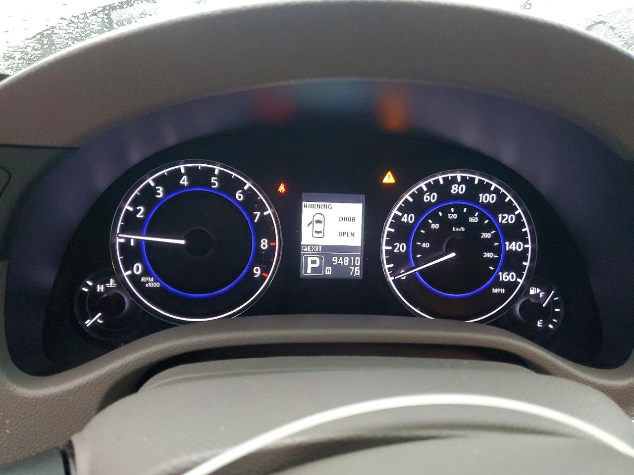2012 INFINITI G37 photo 9
