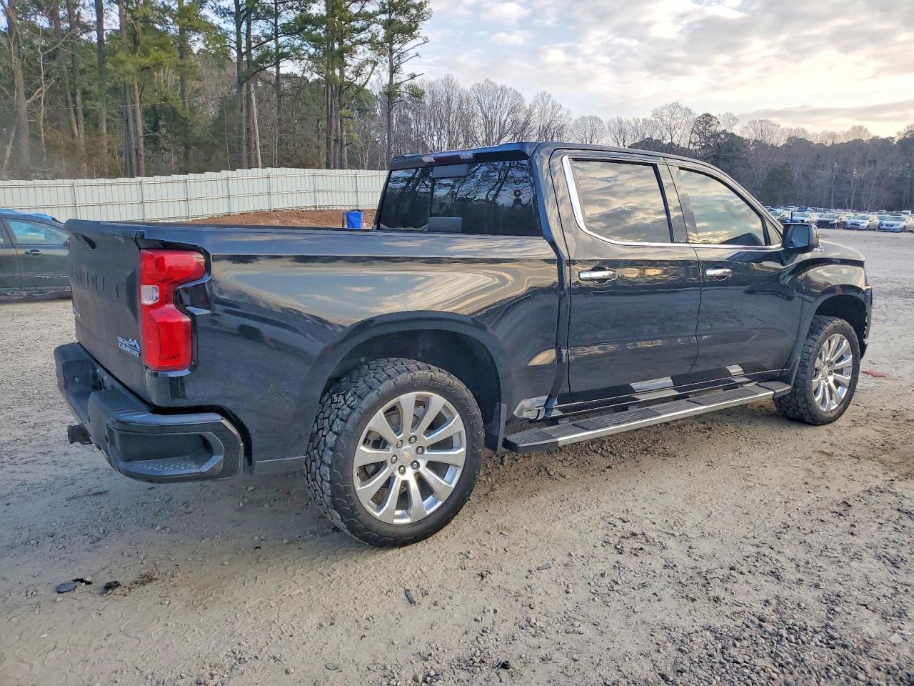 2021 CHEVROLET SILVERADO K1500 HIGH COUNTRY photo 5