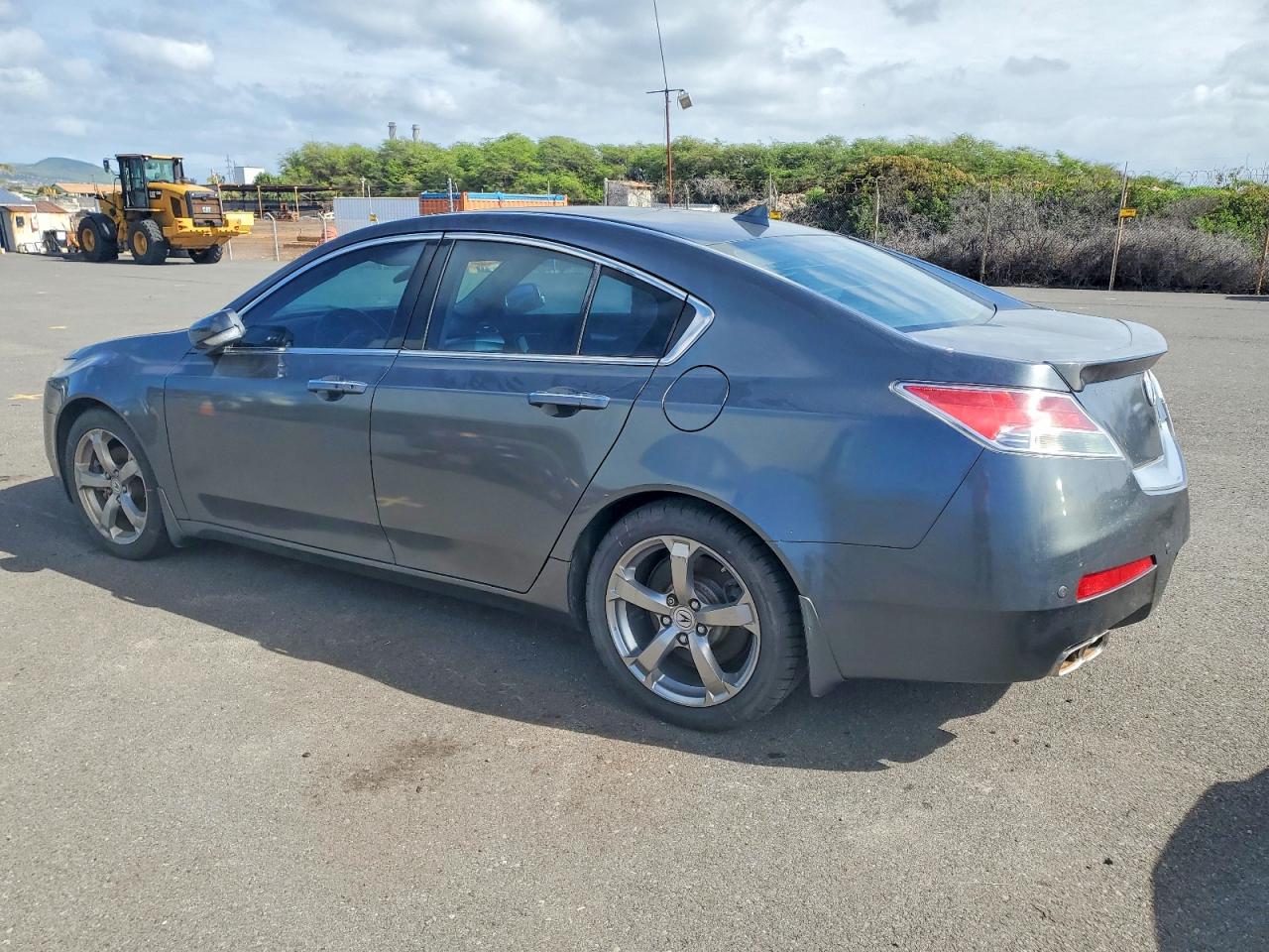 2010 ACURA TL photo 2