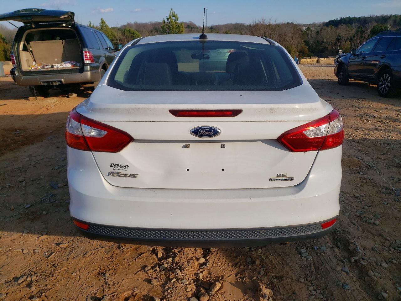 2014 FORD FOCUS SE photo 6
