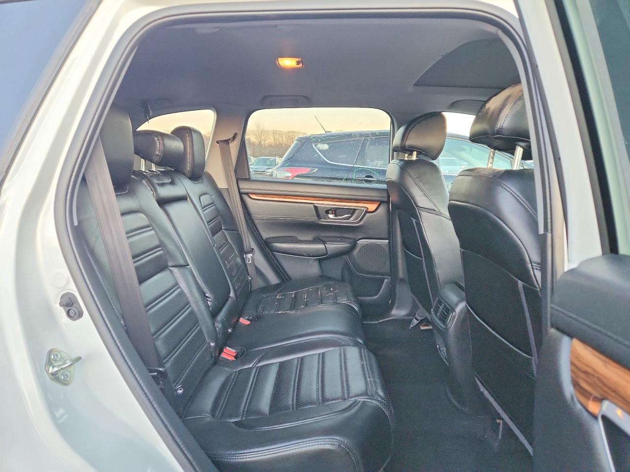 2017 HONDA CR-V EX photo 10