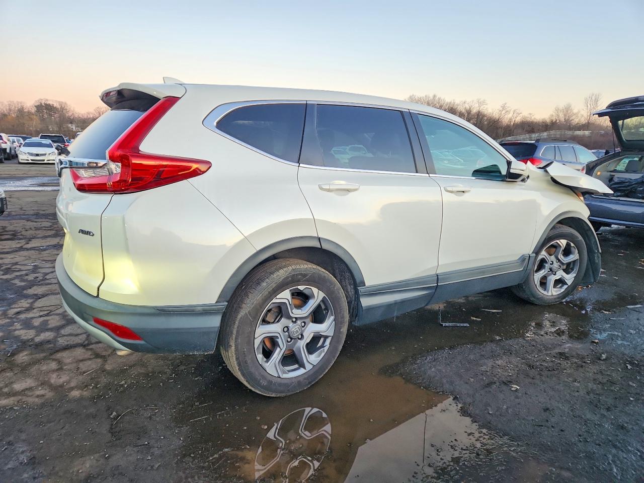 2017 HONDA CR-V EX photo 3