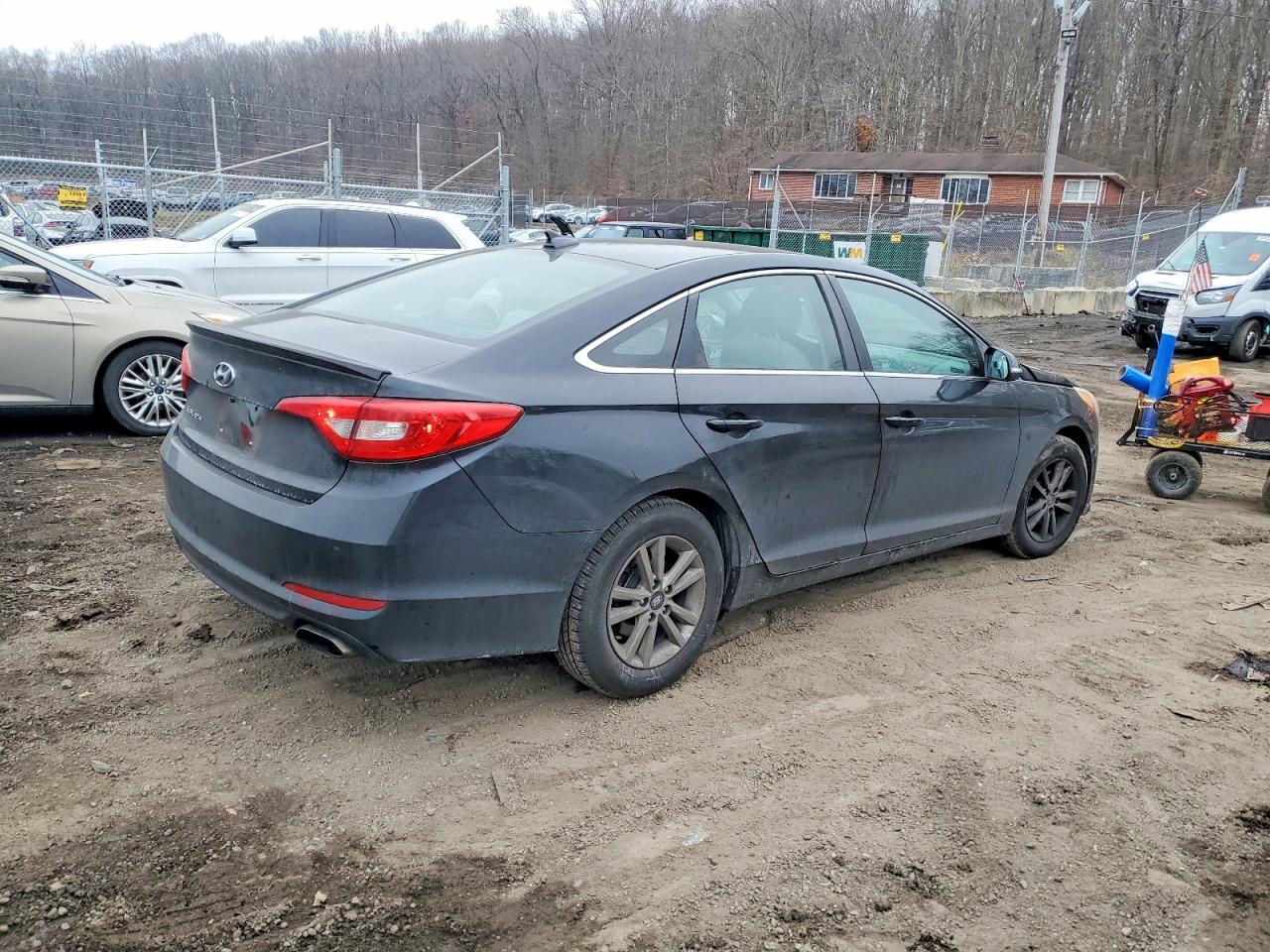 2016 HYUNDAI SONATA SE photo 3