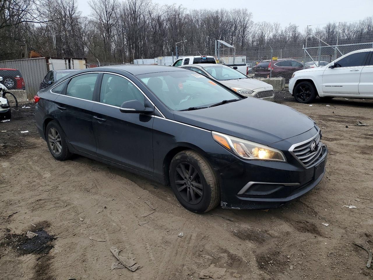 2016 HYUNDAI SONATA SE photo 4