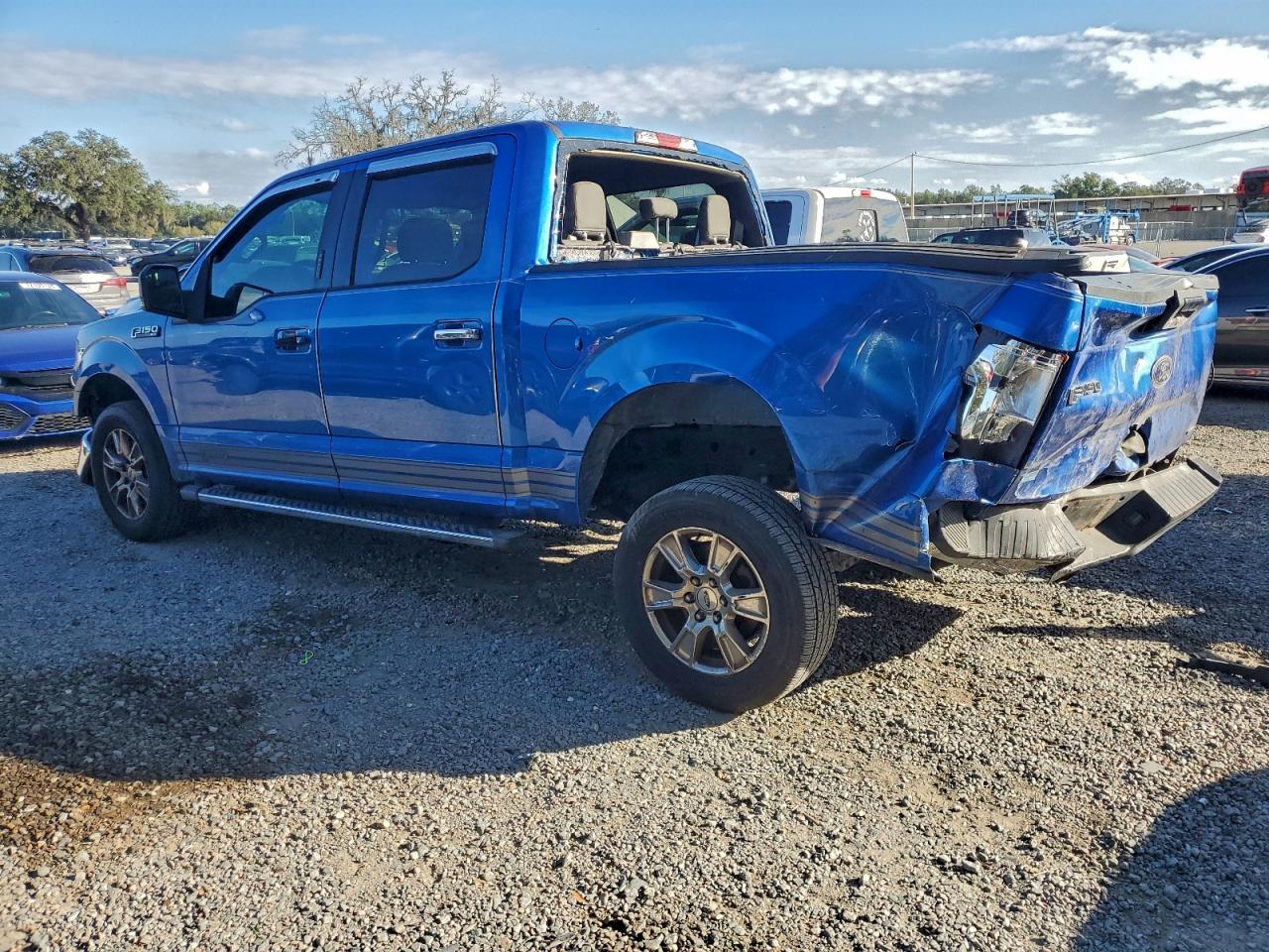 2016 FORD F150 SUPERCREW photo 2