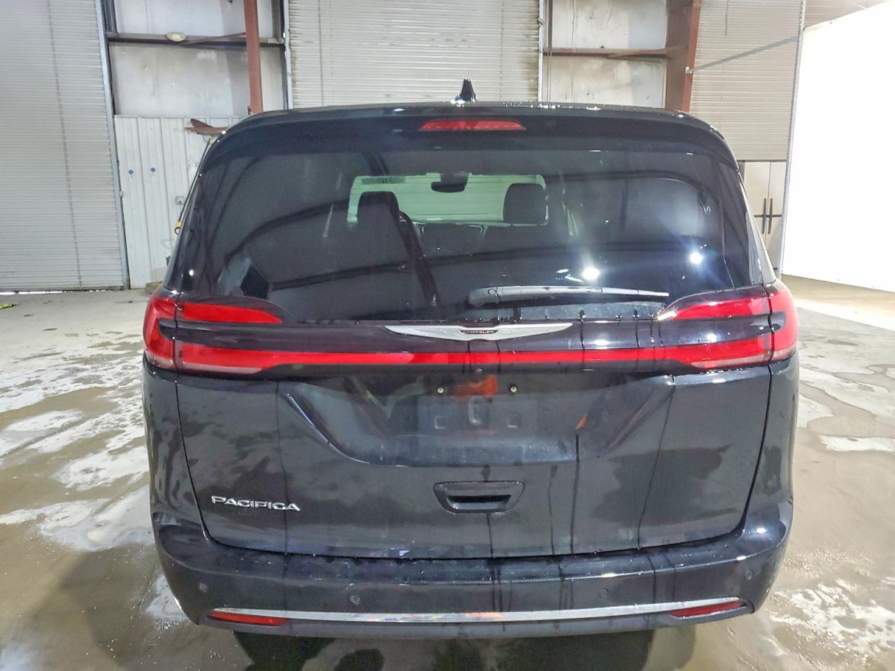 2025 CHRYSLER PACIFICA SELECT photo 6
