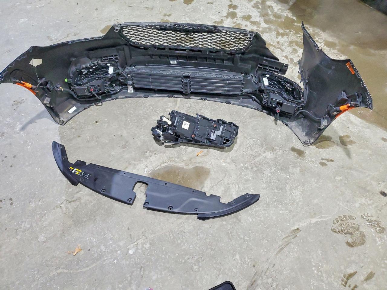 2025 CHRYSLER PACIFICA SELECT photo 13